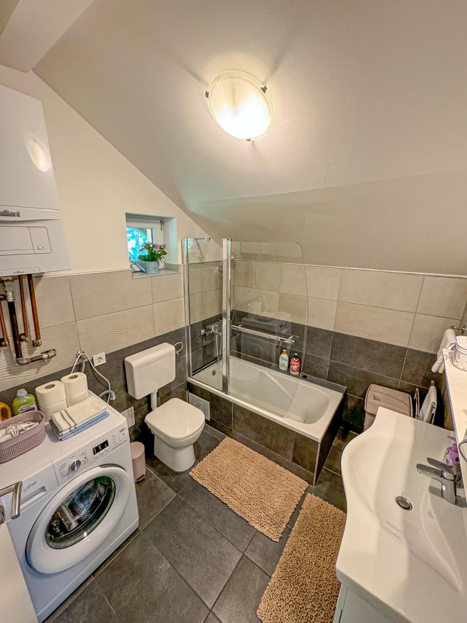 Apartman Mibel Zagreb Exteriör bild