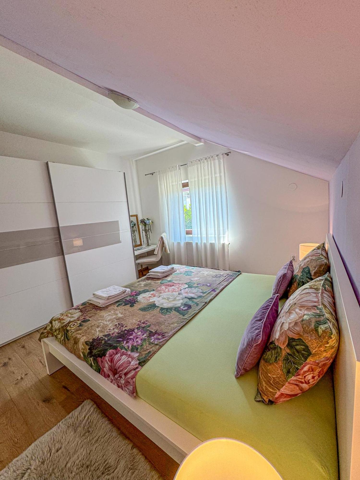 Apartman Mibel Zagreb Exteriör bild