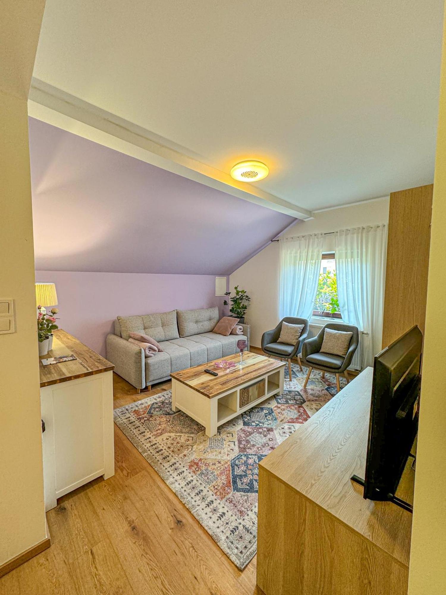 Apartman Mibel Zagreb Exteriör bild