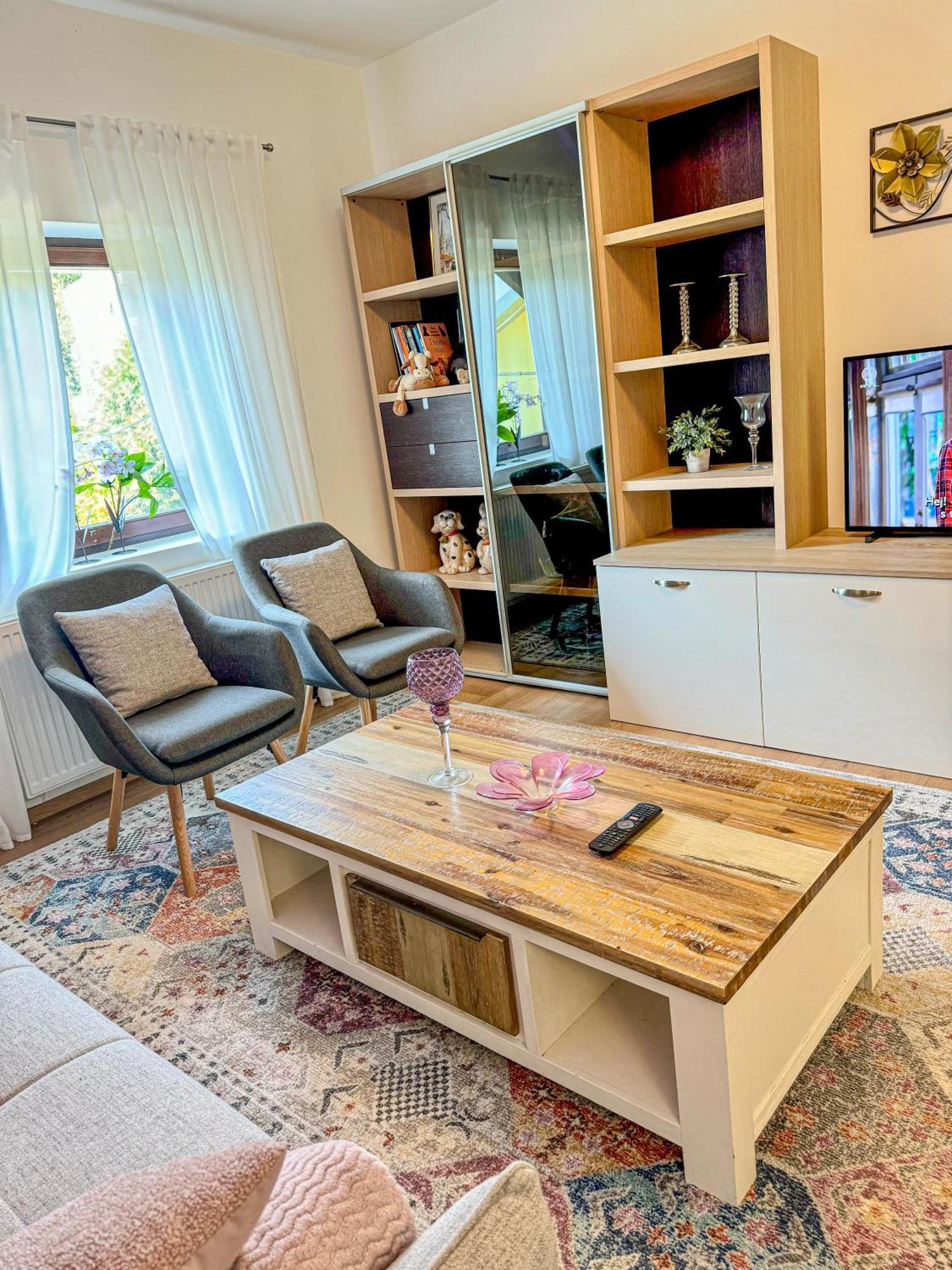 Apartman Mibel Zagreb Exteriör bild